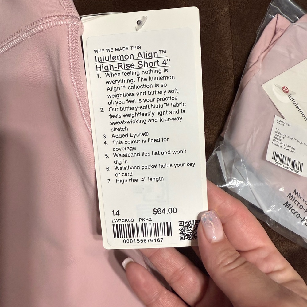 NWT lululemon Women's Light Pink Align Shorts 4” - Picture 5 of 15